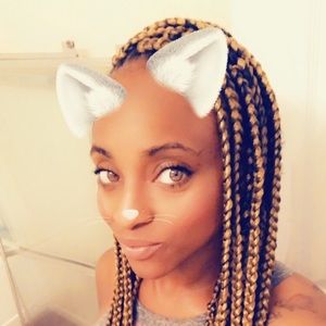 Meet your Posher, Melanie